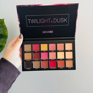 UCANBE | Twilight & Dusk Eyeshadow Palette